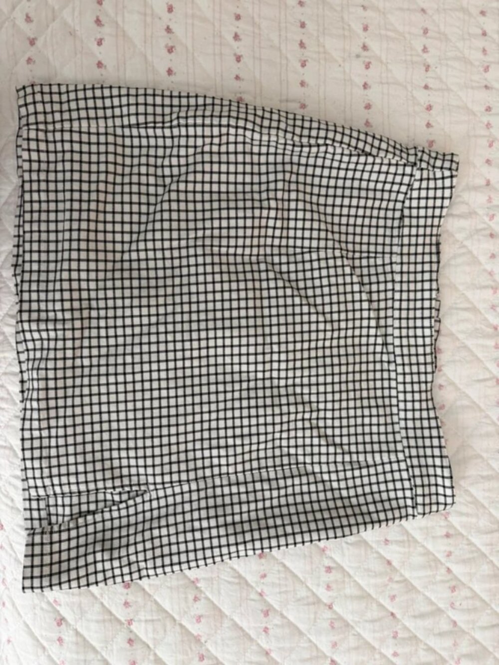 Garage mini skirt hugging ham checker print